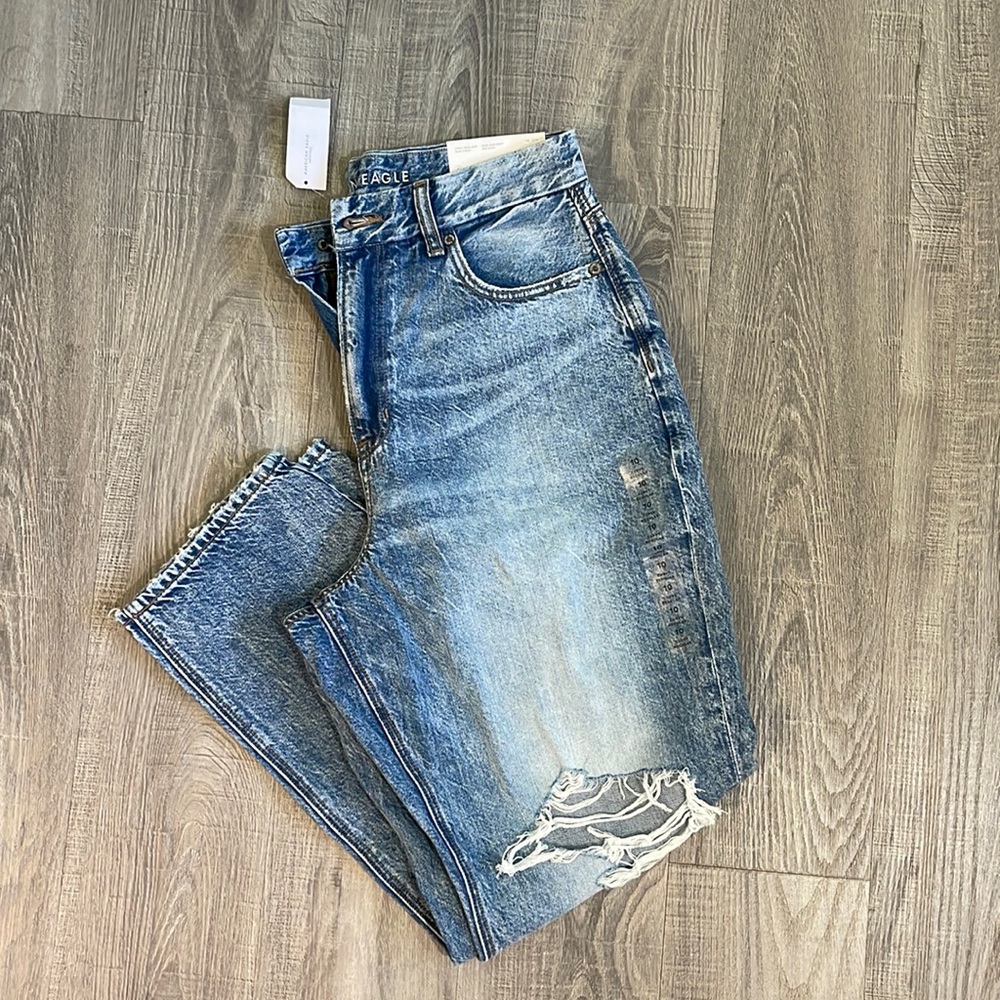 American Eagle curvy mom jean